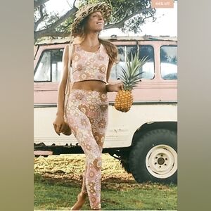 Kavala Leggings Women XS Pink Orange Floral High Rise Crop Flower Power